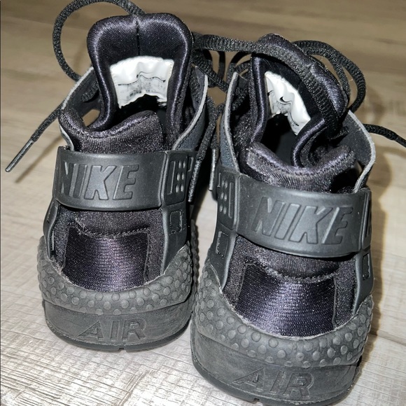 Nike Huraches - Picture 7 of 9